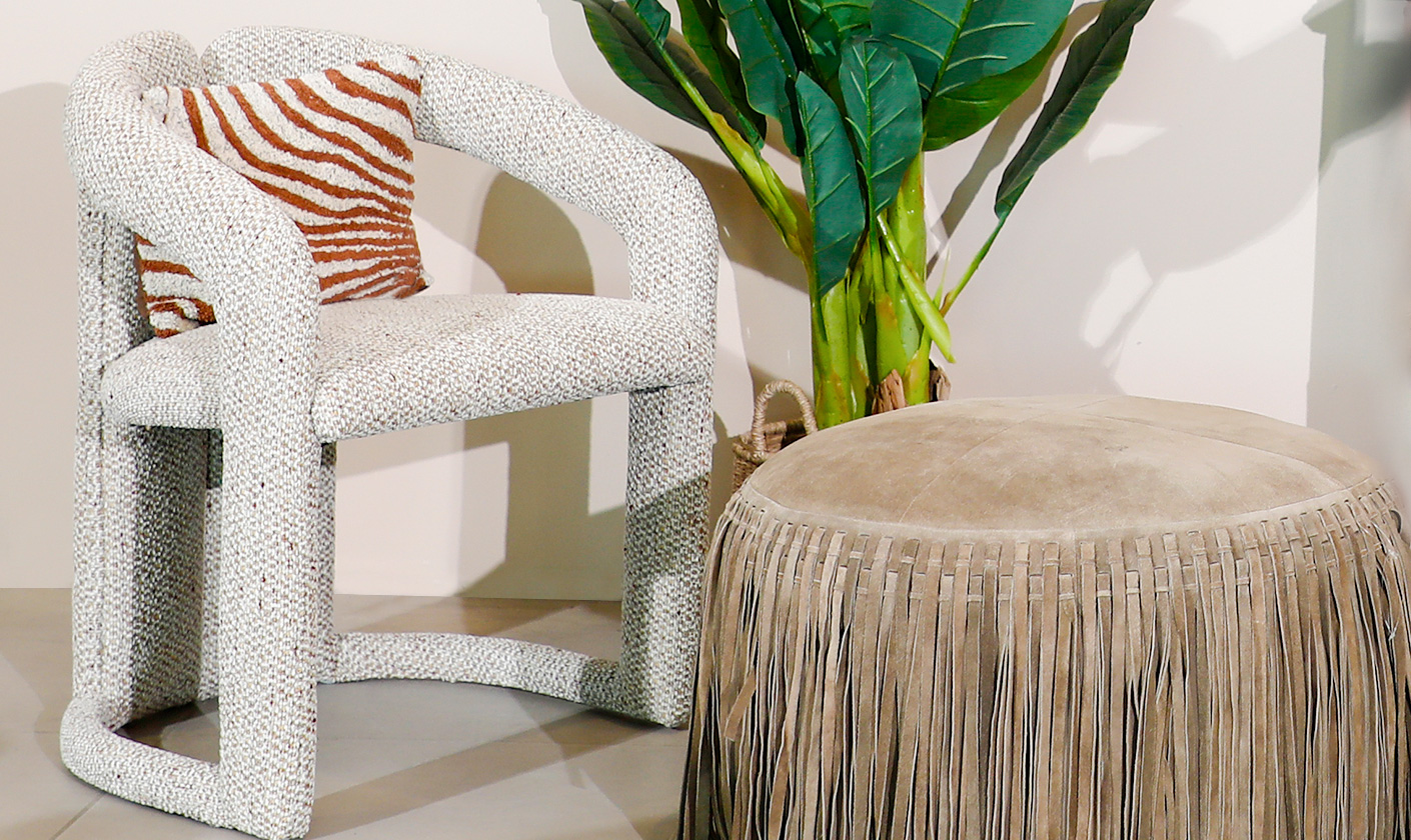Stylish decor with lanterns, candles, and accents to brighten up your home and elevate every occasion.